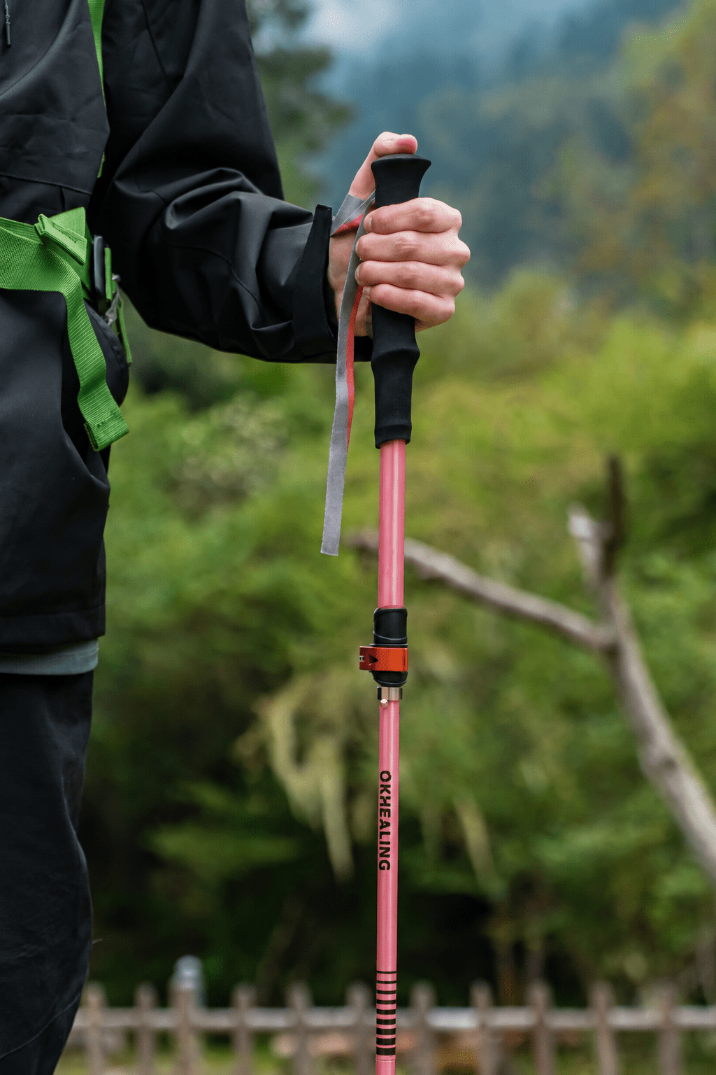 Ultralight Compact Carbon Folding Trekking Poles – MPink - okhealingwild