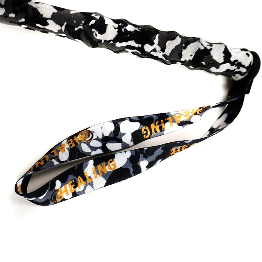 Ultralight Foldable Carbon Trekking Poles – Black Camouflage - okhealingwild